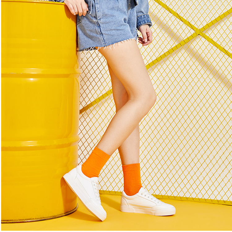 Outdoor Fashion Anti Slip Walking Sneakers White Flat Casual Shoes For Men Women